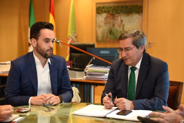 Encuentro con la Asociación de Jóvenes Empresarios de Granada