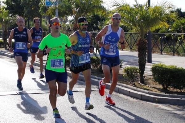EL C. ATLETISMO ALMUÑÉCAR EN LA CLAUSURA DE LA MILLA URBANA, MEDIA MARATÓN DE MOTRIL Y CARRERA DE LA ESPERANZA.
