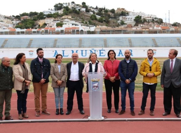 Almuñécar presenta una nueva flota de vehículos para la limpieza valorada en más de 5 millones de euros