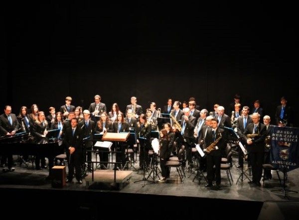 La Banda Municipal de Música de Almuñécar ofreció un bello concierto en honor de Santa Cecilia
