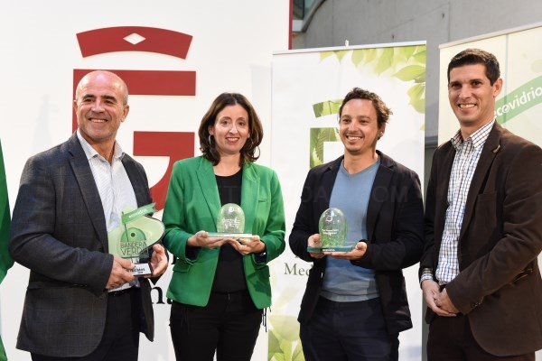 Diputación y Ecovidrio premian a Almuñécar como segunda ciudad española que más vidrio ha reciclado este verano