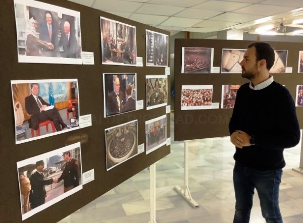 La Casa de la Cultura de Almuñécar acoge la exposición “40 años de Democracia en España”