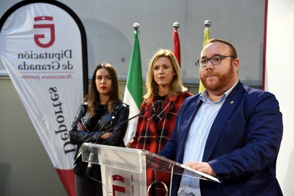 Más de 2.000 corredores participan en el Circuito Campo a Través “Fundación Caja Rural-Diputación de Granada”