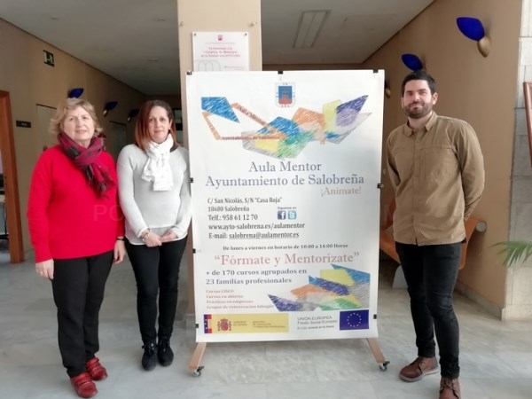 El Ayuntamiento de Salobreña pone en marcha una campaña de promoción del Aula Mentor con cartelería, jornadas divulgativas y publicidad