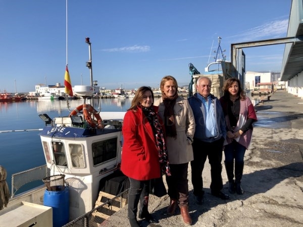 Motril solicitará medidas contra la grave problemática que representa el alga asiática para el sector pesquero