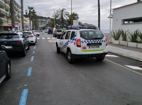 La Policía Local de Almuñécar impone diecisiete sanciones por incumplir las órdenes ante la pandemia
