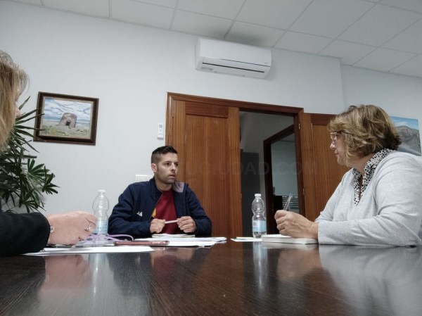 Carchuna-Calahonda refuerza la limpieza y desinfección de sus calles y la atención a personas mayores y dependientes