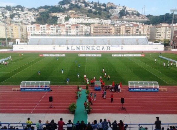 El Área de Deportes de Almuñécar pone en marcha abre las instalaciones al aire libre para la práctica individual
