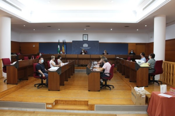 El Ayuntamiento activará nuevas políticas para eliminar las barreras físicas y sensoriales en Motril