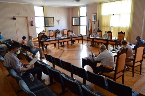 La unanimidad del pleno de Salobreña acuerda suspender las Fiestas del Rosario en octubre
