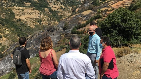 Diputación ofrece apoyo y asistencia técnica para recuperar las zonas afectadas por el incendio de Bubión