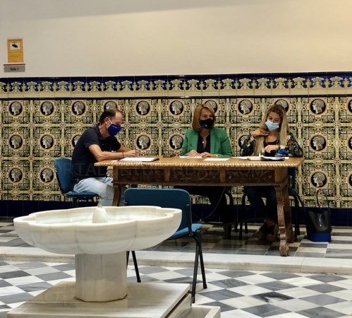 El Consejo Escolar Municipal del Ayuntamiento de Motril trabaja para garantizar una vuelta al colegio segura