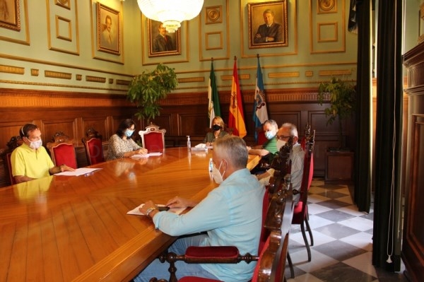 El Ayuntamiento y la Junta atienden las demandas de la Comunidad de Regantes de Motril y Charchuna