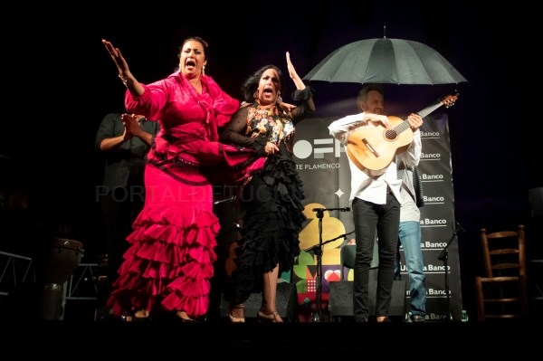 La Fabi y Belén López desafían a la lluvia y triunfan en el fin de fiesta de Milnoff