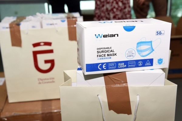 Diputación distribuye en los municipios 125.000 mascarillas para colegios y colectivos vulnerables