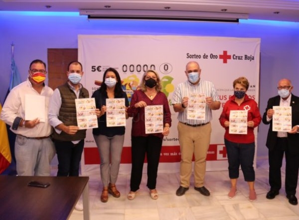 Cruz Roja presenta en Almuñécar el Sorteo de Oro con el número del código postal de la localidad