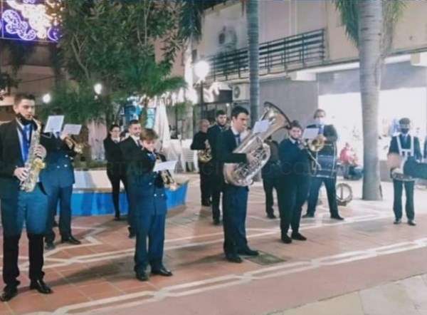 La Banda de Música Municipal de Almuñécar llenó de música las calles y plazas sexitanas