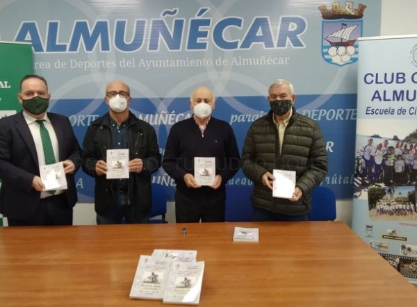 Presentado un libro sobre 40 años de ciclismo en Almuñécar