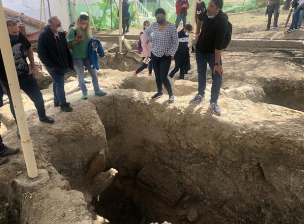 Almuñécar ha iniciado con éxito este sábado las visitas temáticas culturales dedicadas a promocionar su riqueza monumental y arqueológica