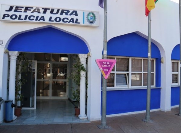 La Policía Local de Almuñécar advierte de un timo al sector hostelero de supuestas empresas de suministro eléctrico
