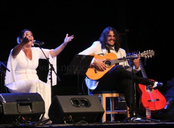 María Gómez “La Canastera” presentó en el Castillo de La Herradura su espectáculo “Dos Almas”