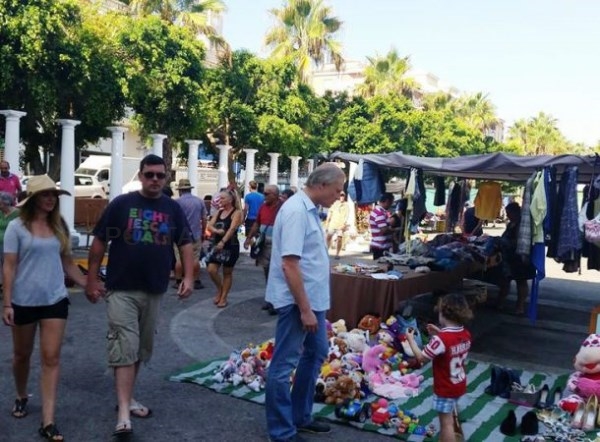 El Rastrillo Semanal de Almuñécar vuelve este domingo día 5 en horario habitual de 8 a 14 horas