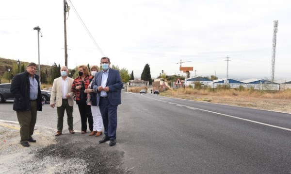 Diputación invierte 250.000 euros en el asfaltado y mejora de la carretera de Alfacar