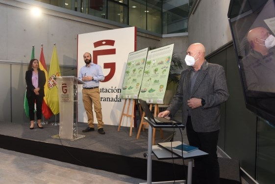 Diputación elabora un inventario de espacios urbanos para la biodiversidad de la provincia de Granada