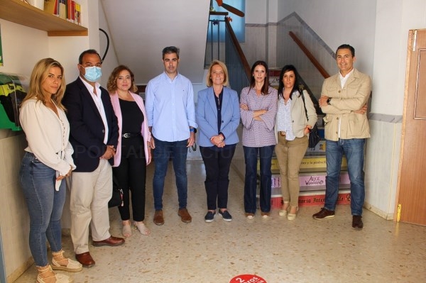 El colegio Santo Rosario de Motril se convierte en un espacio cardioprotegido