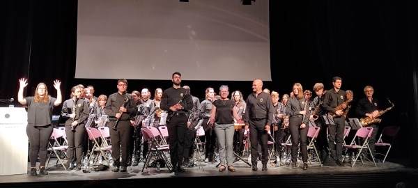 LA BANDA MUNICIPAL DE MÚSICA DE LA VILLA OFRECIÓ UN CONCIERTO A BENEFICIO DE LA FUNDACIÓN AGUA DE COCO