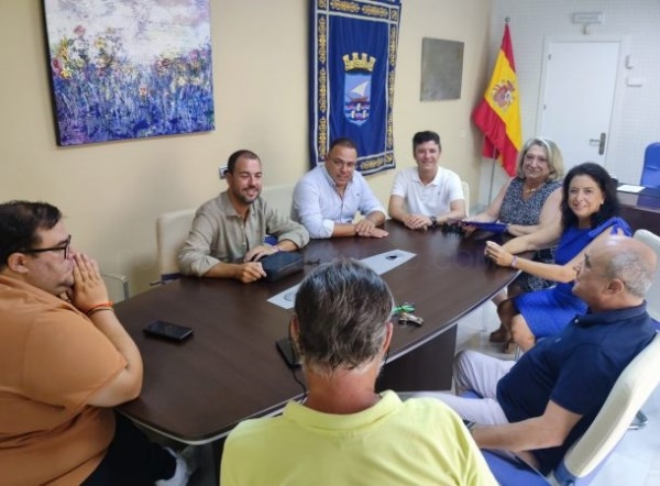 Los parlamentarios andaluces Trinidad Herrera y Jorge Saavedra muestran su respaldo al Alcalde de Almuñécar y se comprometen a apoyar las iniciativas