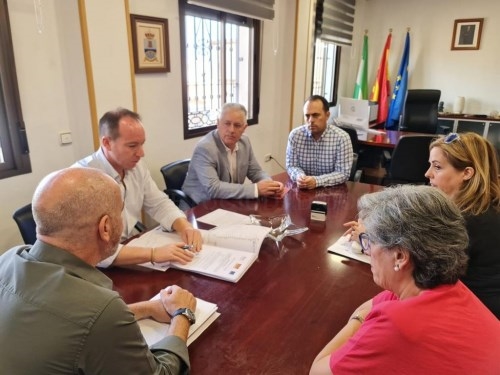 Diputación renueva el alumbrado público de Pulianas para reducir el consumo y el gasto eléctrico