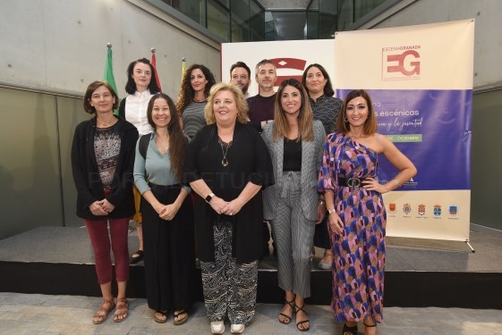El programa “Escenia” de Diputación lleva teatro, circo y danza para niños a 8 municipios de la provincia