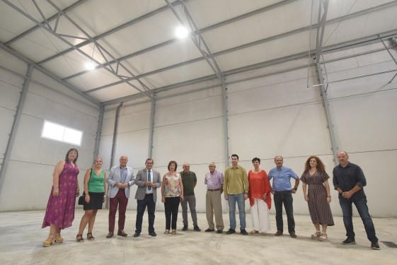 La Mancomunidad del Valle de Lecrín estrena una nave para el parque móvil de los camiones de recogida de basura