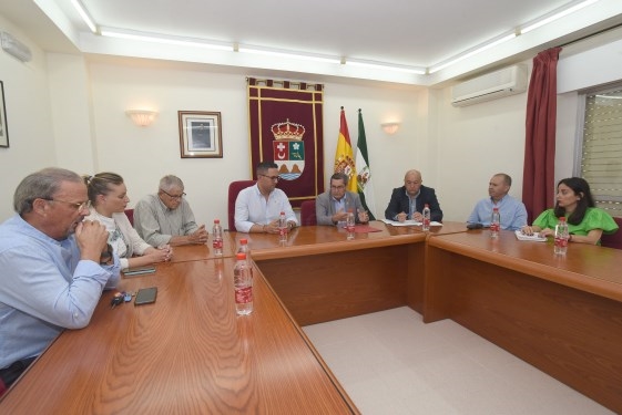 Diputación ofrece a los municipios afectados por el incendio de Los Guájares-Valle de Lecrín ayudas económicas para restituir infraestructuras locale