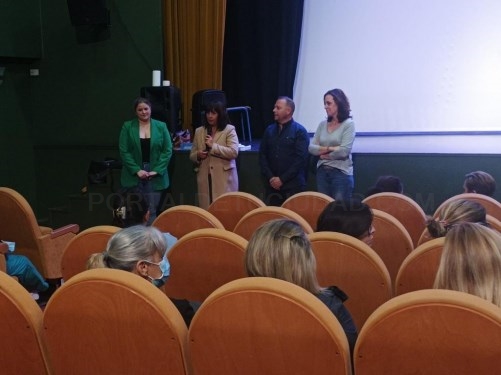 Diputación forma al personal de ayuda a domicilio en el cuidado de personas con Alzheimer