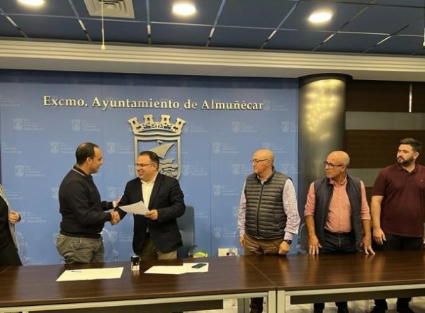 El Ayuntamiento de Almuñécar financia con 12.000 euros la Junta Central de Usuarios de los Ríos Verde, Seco y Jate para su funcionamiento