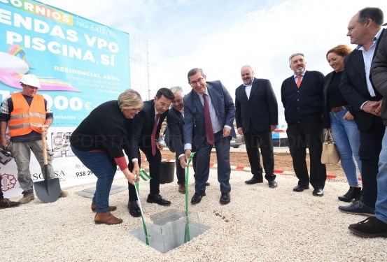 La empresa pública de suelo de Diputación inicia las obras de construcción de 153 viviendas protegidas en la Chana