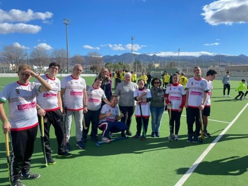 El equipo de Hockey adaptado del "Reina Sofía" juega su primer partido oficial
