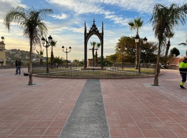 Almuñécar inaugura este sábado las obras de reforma de la plaza Mirador de la San Cruz del Barrio San Sebastián