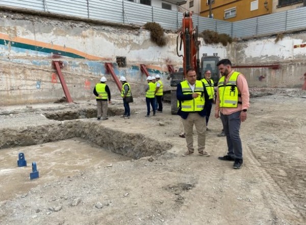 Este martes está previsto el hormigonado de la segunda planta del aparcamiento del nuevo Mercado Municipal de Almuñécar