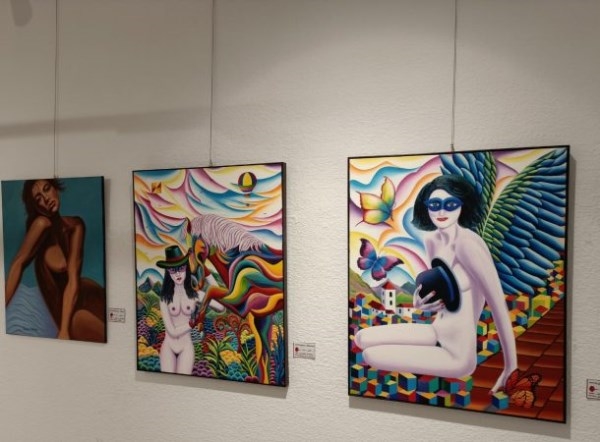 La Casa de Cultura de Almuñécar acoge la exposición de pintura “La Erótica”