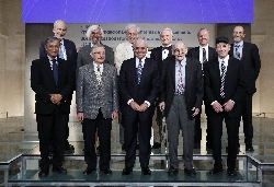 Nueve hombres y una ONG reciben los prestigiosos Premios Fundación BBVA Fronteras del Conocimiento