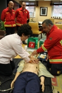 Pozuelo es ya un municipio “cardioprotegido” con la instalación de nuevos desfibriladores en las dependencias municipales