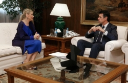 Cifuentes propone un fondo solidario para garantizar luz y calefacción a las familias