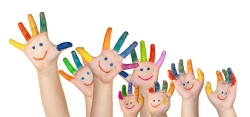 El Ayuntamiento presenta el programa de ocio educativo para los días “sin cole” con precios especiales para familias numerosas
