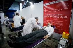 Metro se vuelca por quinto año en la campaña de donación de sangre de Madrid