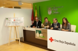 Boadilla del Monte dona 10.000 euros a Cruz Roja Española para apoyar su proyecto de Refugiados