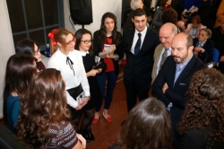 La Línea 2 de Metro de Madrid escenario literario de la novela “Estación en Curva”