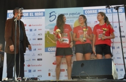Luis Fernández  Medina participa en la entrega de premios de Corre por el Niño